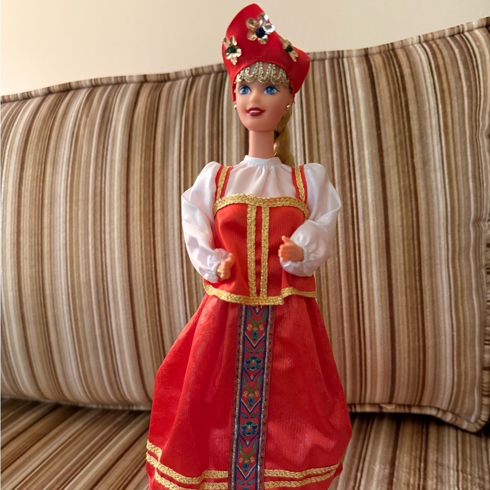 Dolls of the World: Russian Barbie